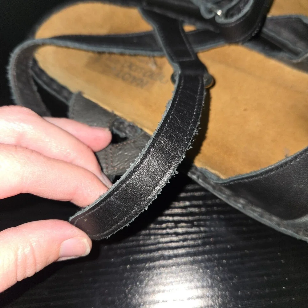 Naot Gardenia Mary Jane Sandals Womens Size 41 Black Leather Ankle Straps Shoes